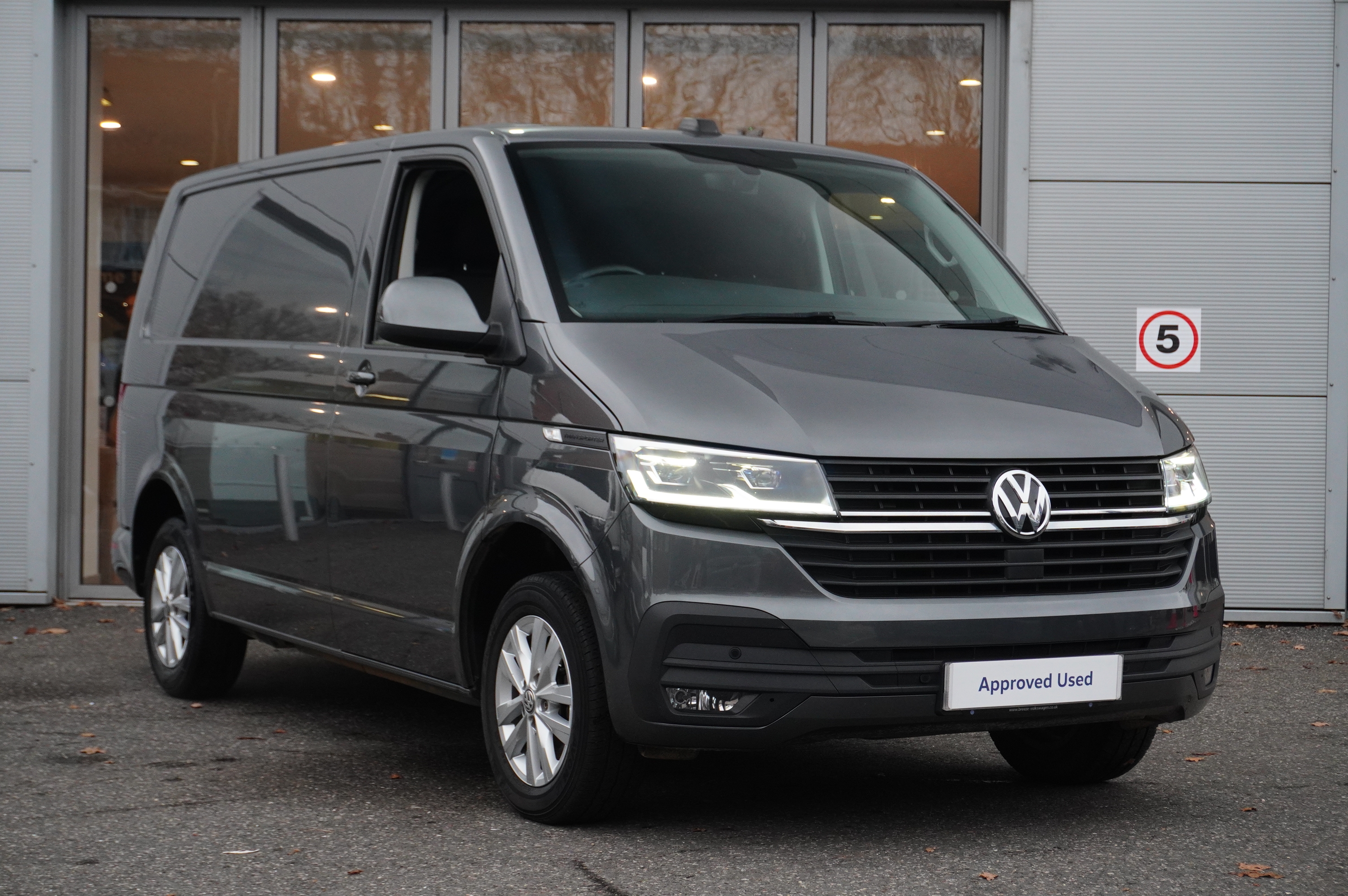 2022 Volkswagen Transporter