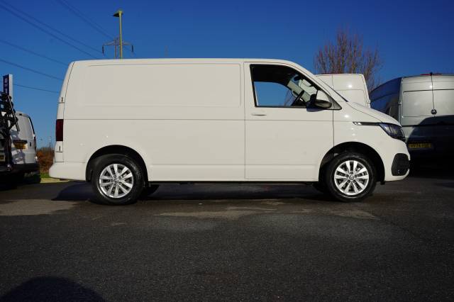 2024 Volkswagen Transporter 2.0 TDI 150 Van Highline T28 SWB