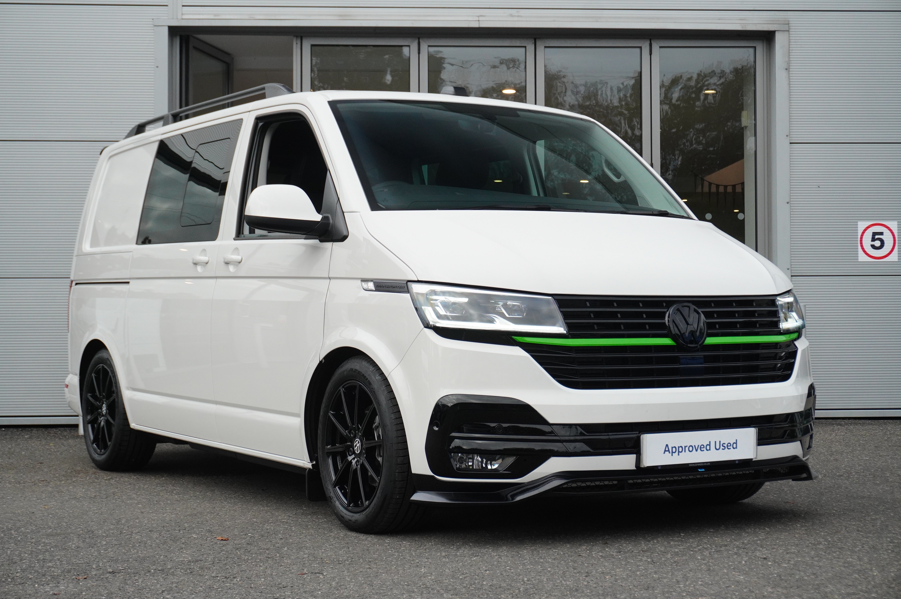 2024 Volkswagen Transporter