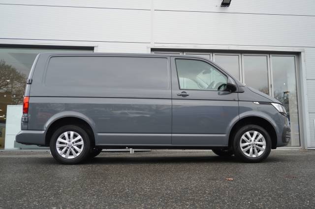 2023 Volkswagen Transporter 2.0 T28 TDI 110 Van Highline SWB