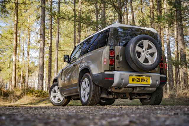 2021 Land Rover Defender 3.0 D250 First Edition