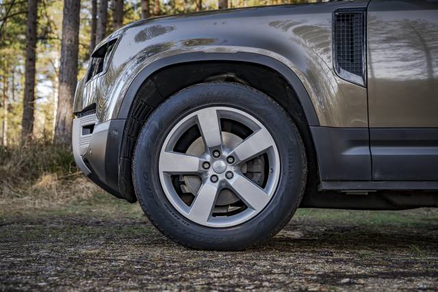 2021 Land Rover Defender 3.0 D250 First Edition