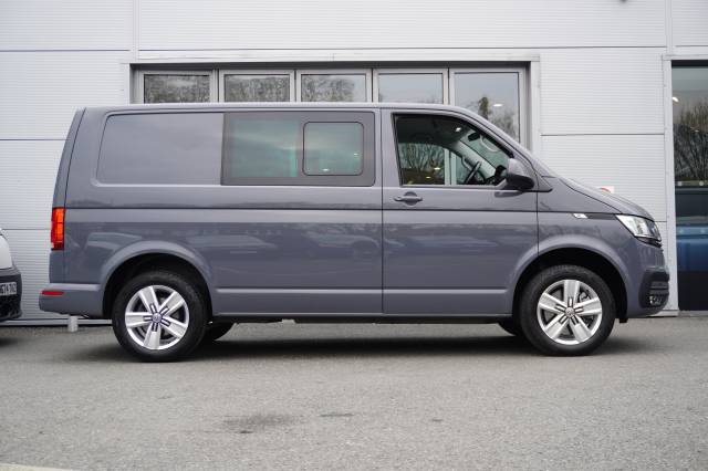 2023 Volkswagen Transporter 2.0 T32 TDI 150 Kombi Van DSG Highline SWB