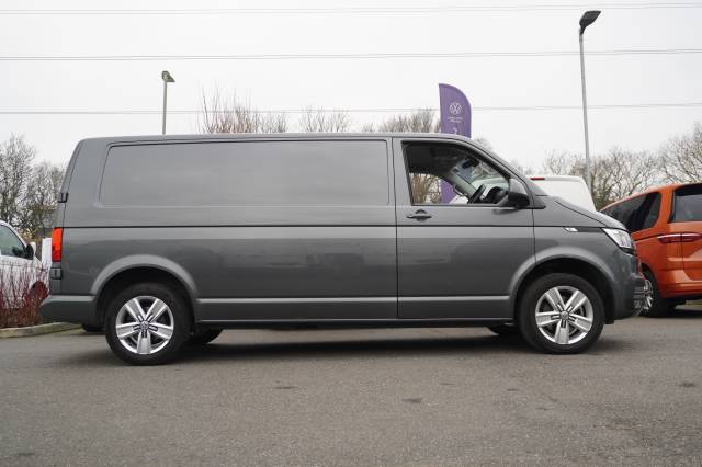 2023 Volkswagen Transporter 2.0 T32 TDI 150 Van Highline LWB