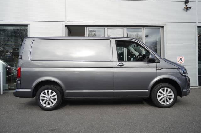 2019 Volkswagen Transporter 2.0 T30 TDI BMT 150 Van Highline SWB