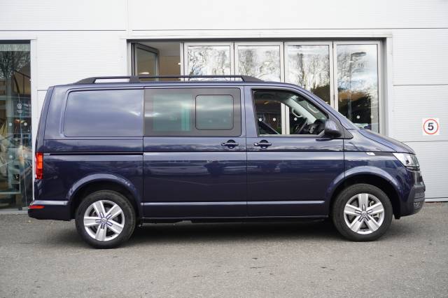 2021 Volkswagen Transporter 2.0 T32 TDI 150 Kombi Van Highline SWB